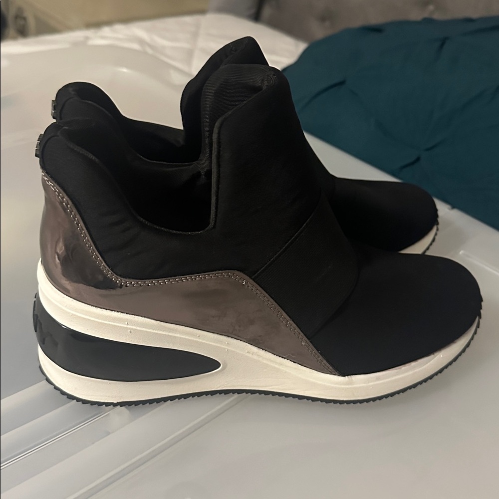 DKNY Black Wedge Slip-On Sneakers